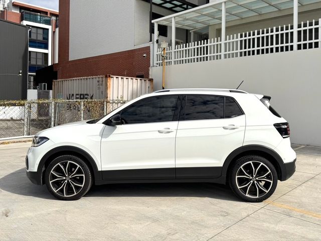 VOLKSWAGEN福斯 T-CROSS  第6張相片