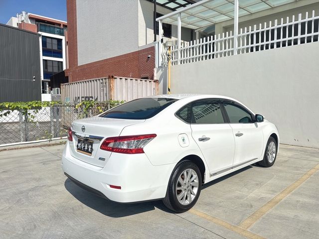 NISSAN日產 SENTRA  第7張相片