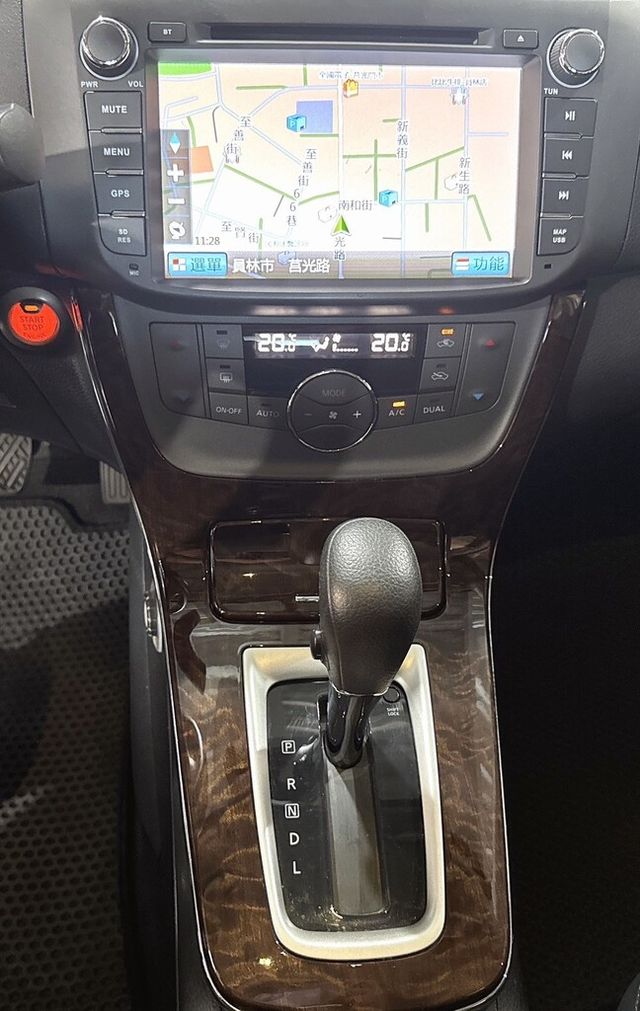 NISSAN日產 SENTRA  第8張相片
