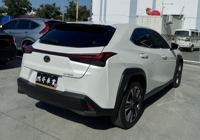 LEXUS凌志 UX200  第4張相片
