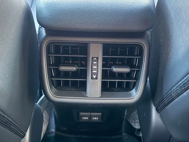 LEXUS凌志 UX200  第13張相片