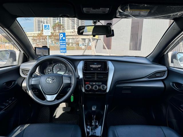 TOYOTA豐田 YARIS  第8張相片