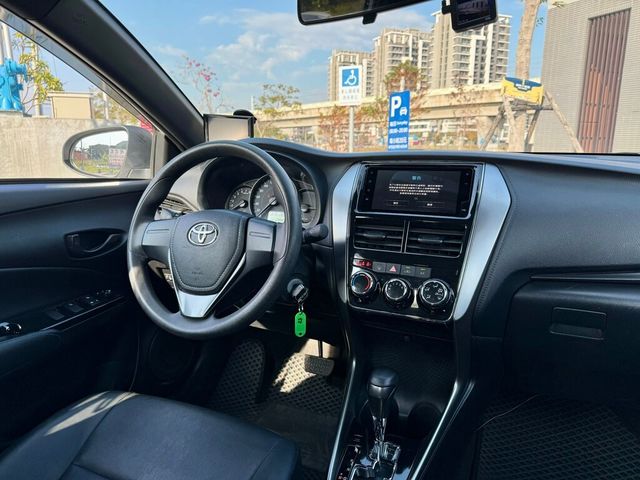 TOYOTA豐田 YARIS  第9張相片