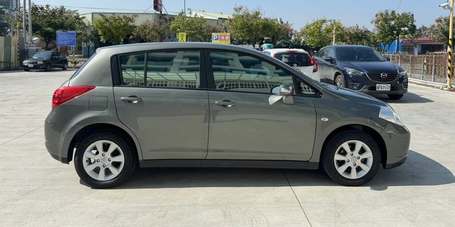 NISSAN日產 TIIDA  第4張相片