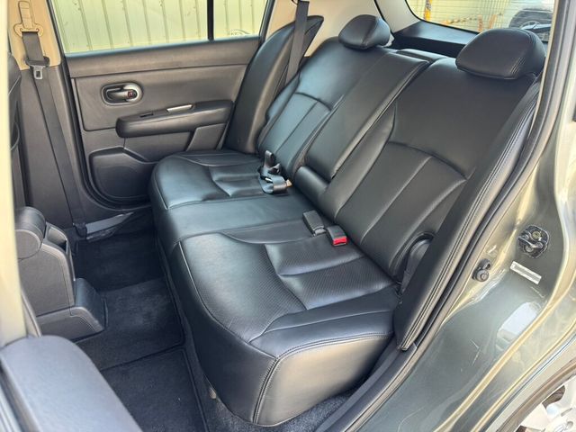 NISSAN日產 TIIDA  第17張相片
