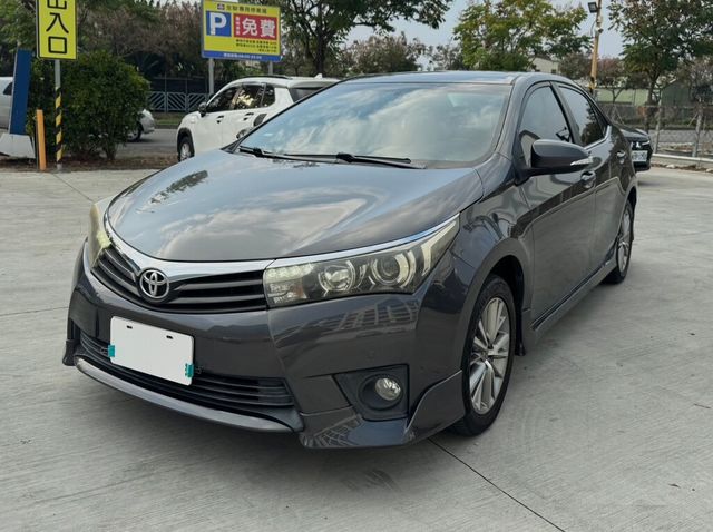 TOYOTA豐田 ALTIS  第1張相片