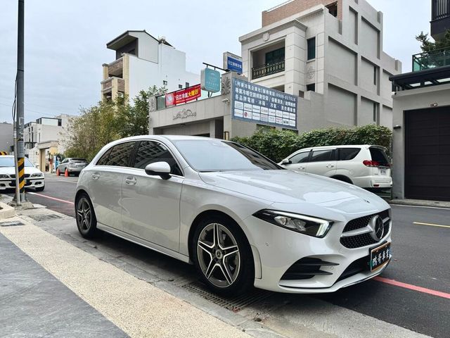 M-BENZ賓士 A180  第5張相片