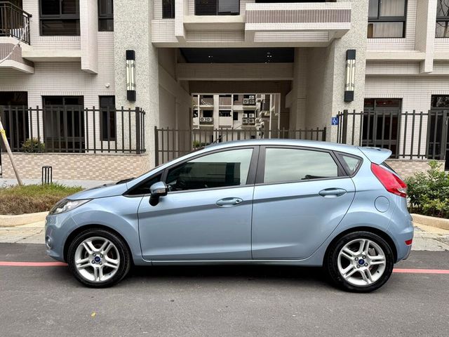 FORD福特 FIESTA  第7張相片