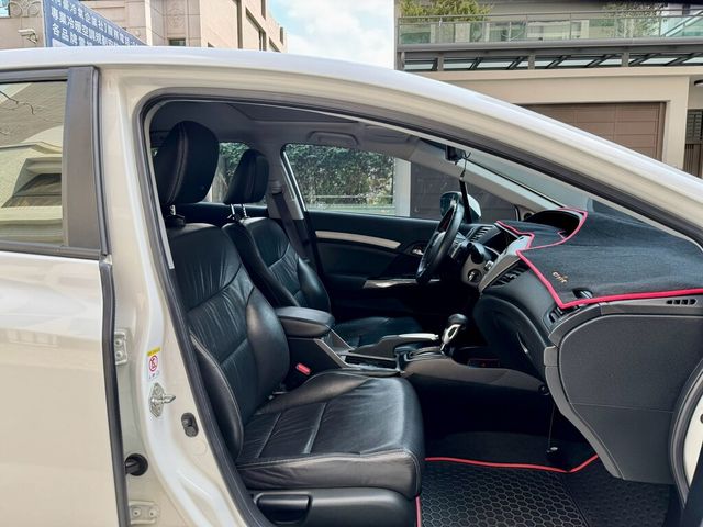HONDA本田 CIVIC  第15張相片