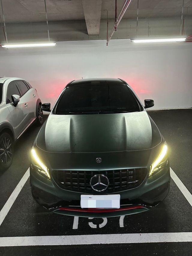 M-BENZ賓士 CLA250  第2張相片