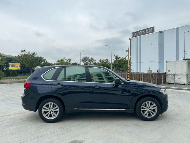 BMW寶馬 X5 XDRIVE25D  第4張相片