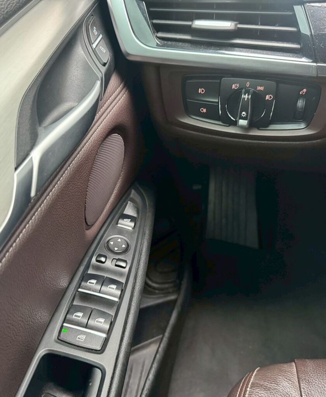 BMW寶馬 X5 XDRIVE25D  第14張相片