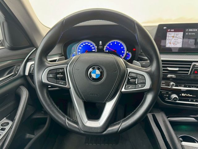 BMW寶馬 530I  第8張相片