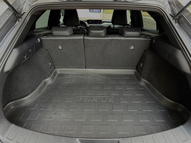 LEXUS凌志 UX200  第14張相片