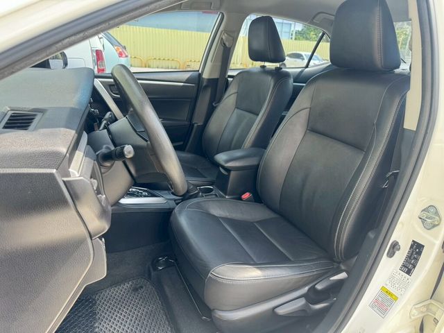 TOYOTA豐田 ALTIS  第17張相片
