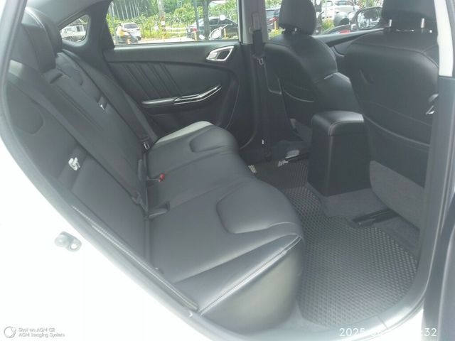 LUXGEN納智捷 S5 TURBO ECO HYPER  第15張相片