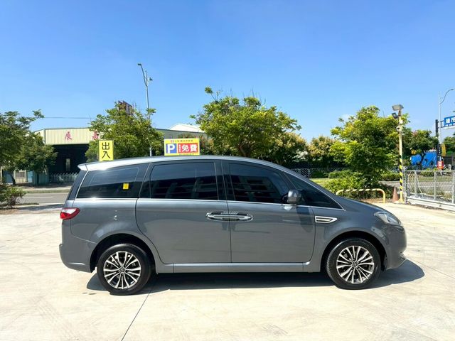 LUXGEN納智捷 M7 TURBO  第9張相片