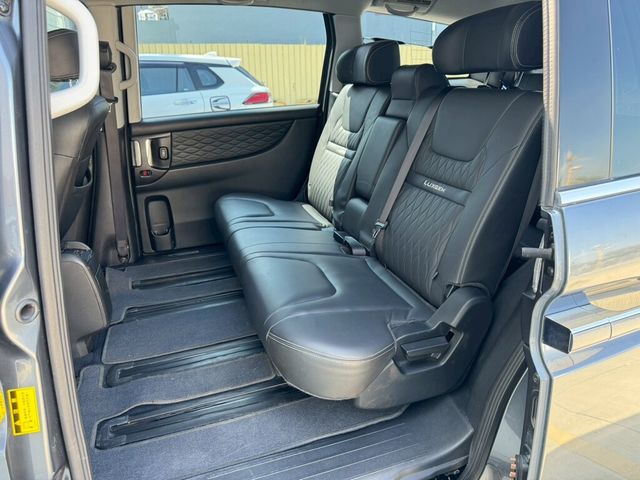 LUXGEN納智捷 M7 TURBO  第14張相片