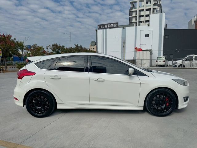 FORD福特 FOCUS  第14張相片