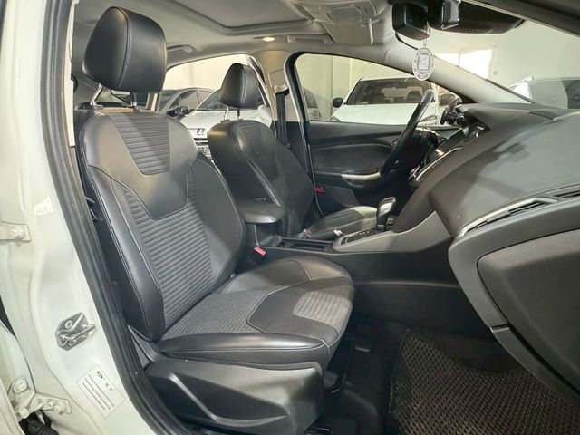 FORD福特 FOCUS  第16張相片