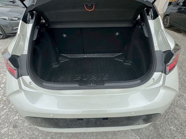 TOYOTA豐田 AURIS  第4張相片