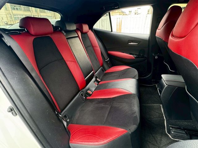 TOYOTA豐田 AURIS  第10張相片