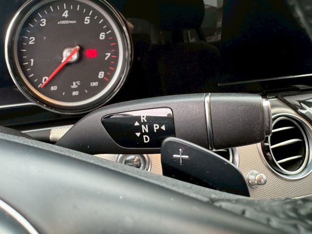 M-BENZ賓士 E200  第16張相片