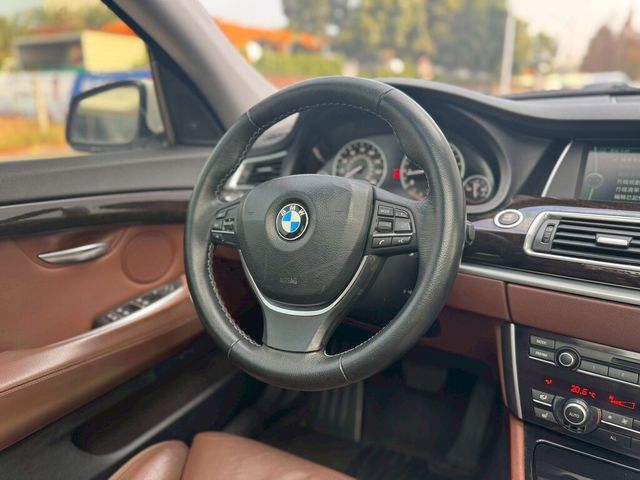 BMW寶馬 535I GT  第7張相片