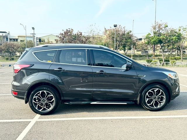 FORD福特 KUGA  第6張相片