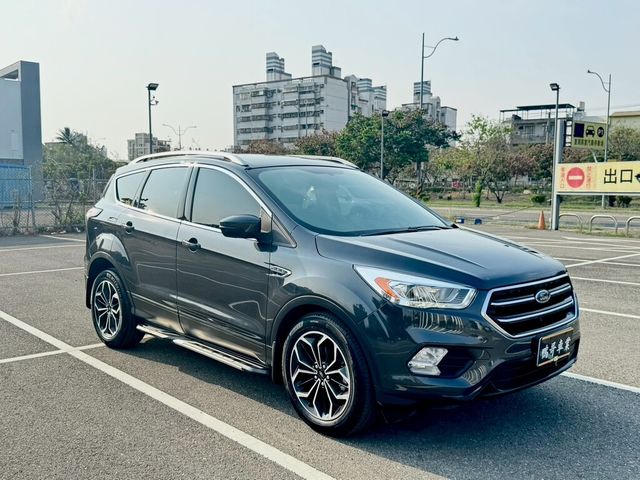 FORD福特 KUGA  第7張相片