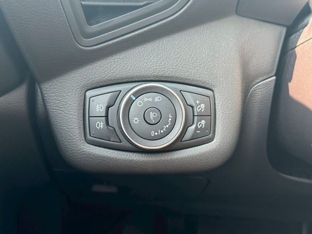 FORD福特 KUGA  第12張相片