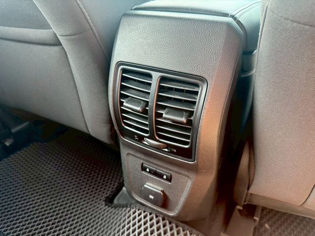 FORD福特 KUGA  第15張相片