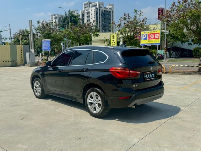 BMW寶馬 X1  第15張相片