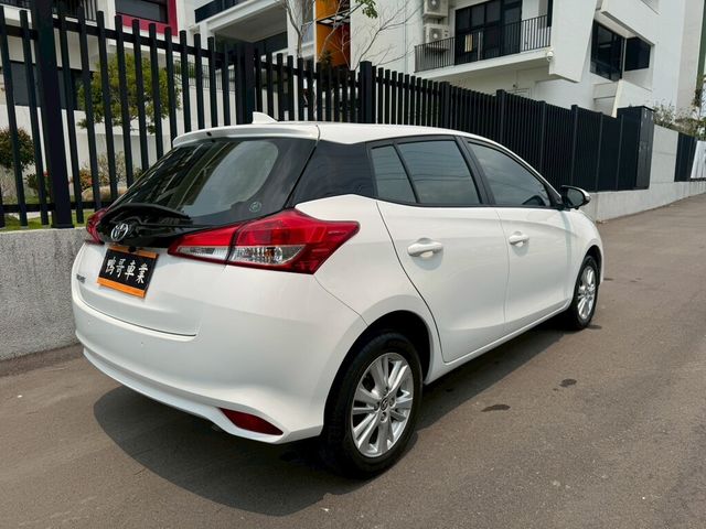 TOYOTA豐田 YARIS  第2張相片