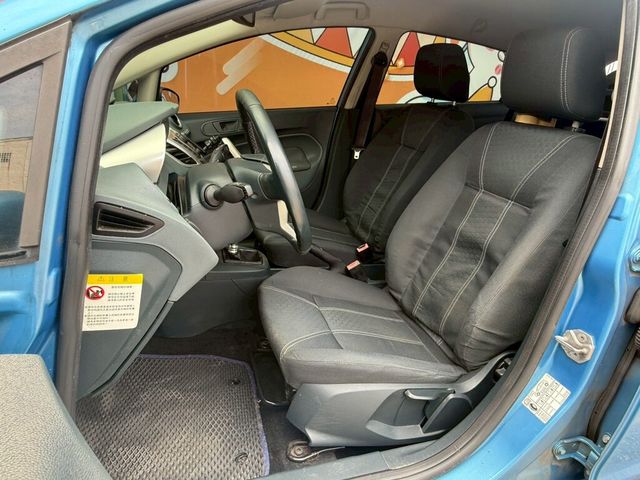 FORD福特 FIESTA  第9張相片