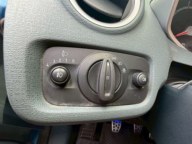 FORD福特 FIESTA  第14張相片