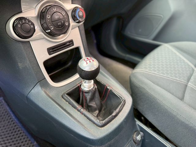 FORD福特 FIESTA  第16張相片