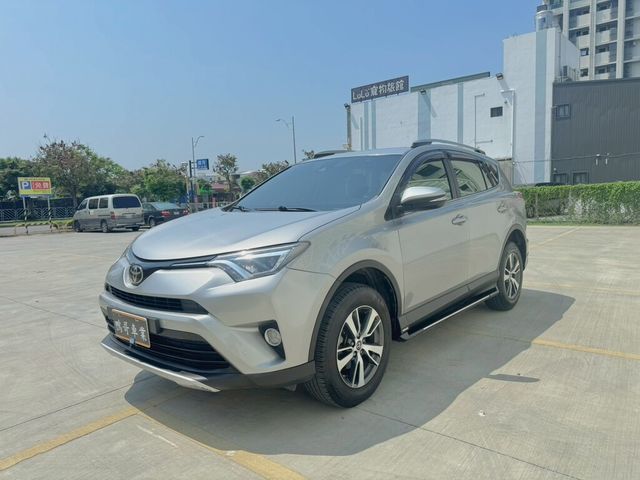 TOYOTA豐田 RAV4  第1張相片