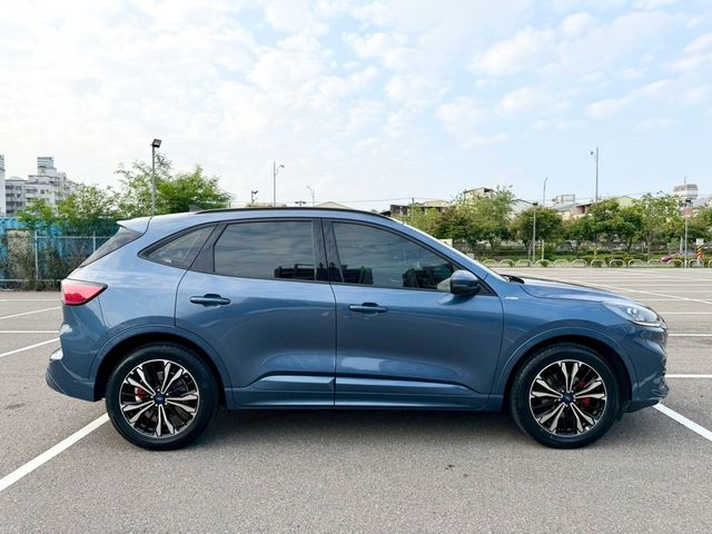 FORD福特 KUGA  第7張相片