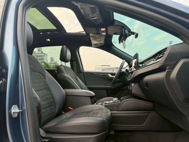 FORD福特 KUGA  第10張相片