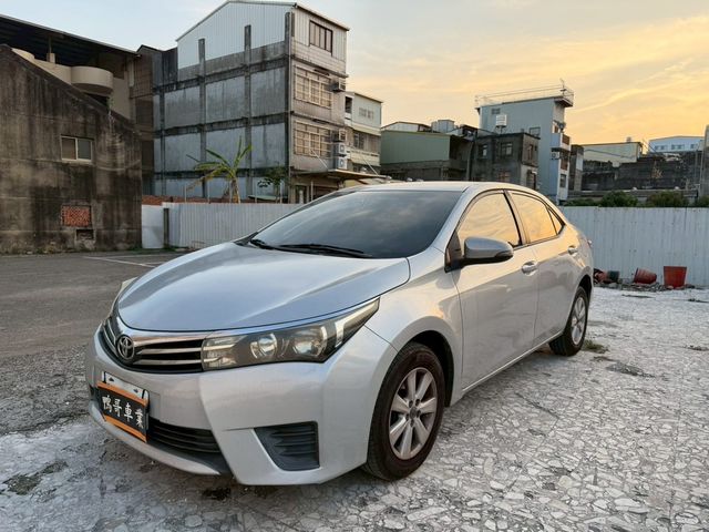 TOYOTA豐田 ALTIS  第1張相片