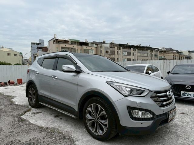 HYUNDAI現代 SANTA FE  第9張相片
