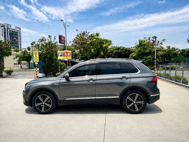 VOLKSWAGEN福斯 TIGUAN  第7張相片