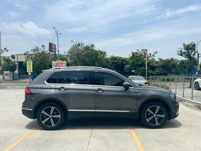 VOLKSWAGEN福斯 TIGUAN  第8張相片