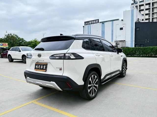 TOYOTA豐田 COROLLA CROSS HYBRID  第11張相片
