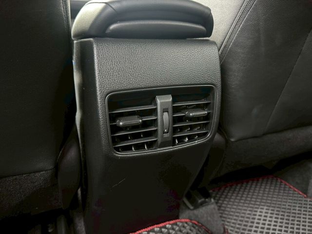 TOYOTA豐田 COROLLA CROSS HYBRID  第16張相片