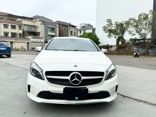 M-BENZ賓士 CLA250  第2張相片