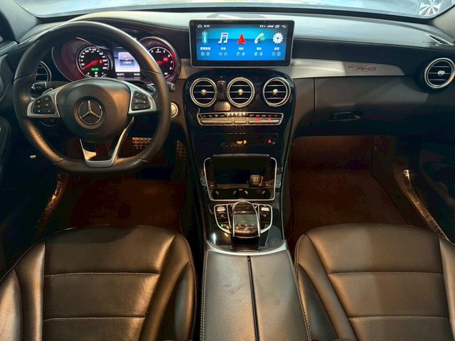 M-BENZ賓士 C250  第5張相片