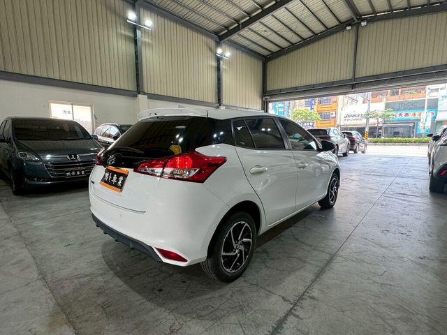 TOYOTA豐田 YARIS  第2張相片