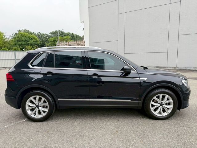 VOLKSWAGEN福斯 TIGUAN  第8張相片